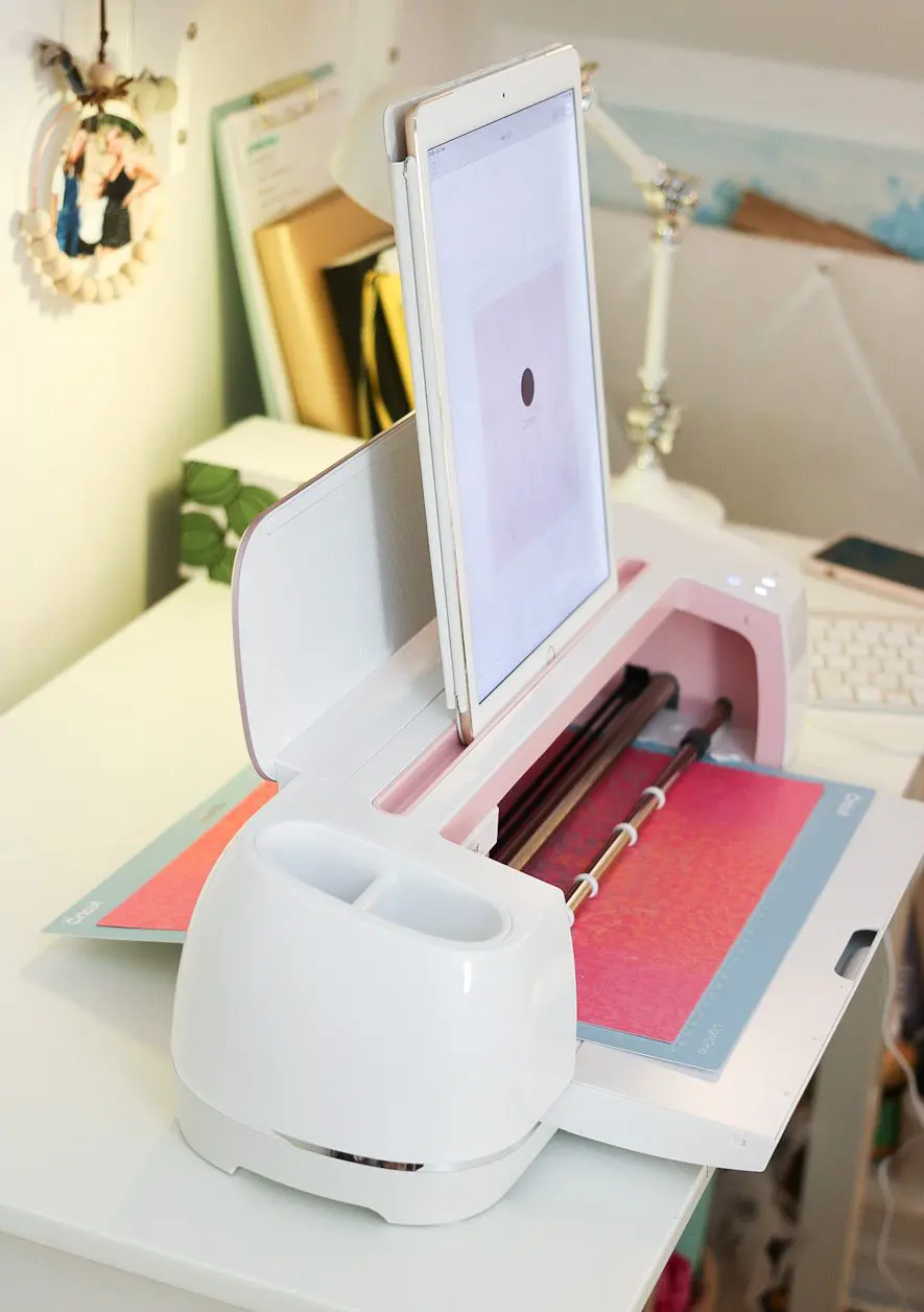 Cricut maker