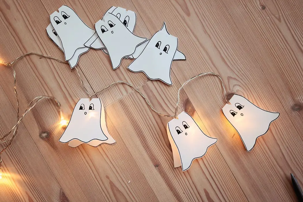 halloweenpyssel: spökljuslinga