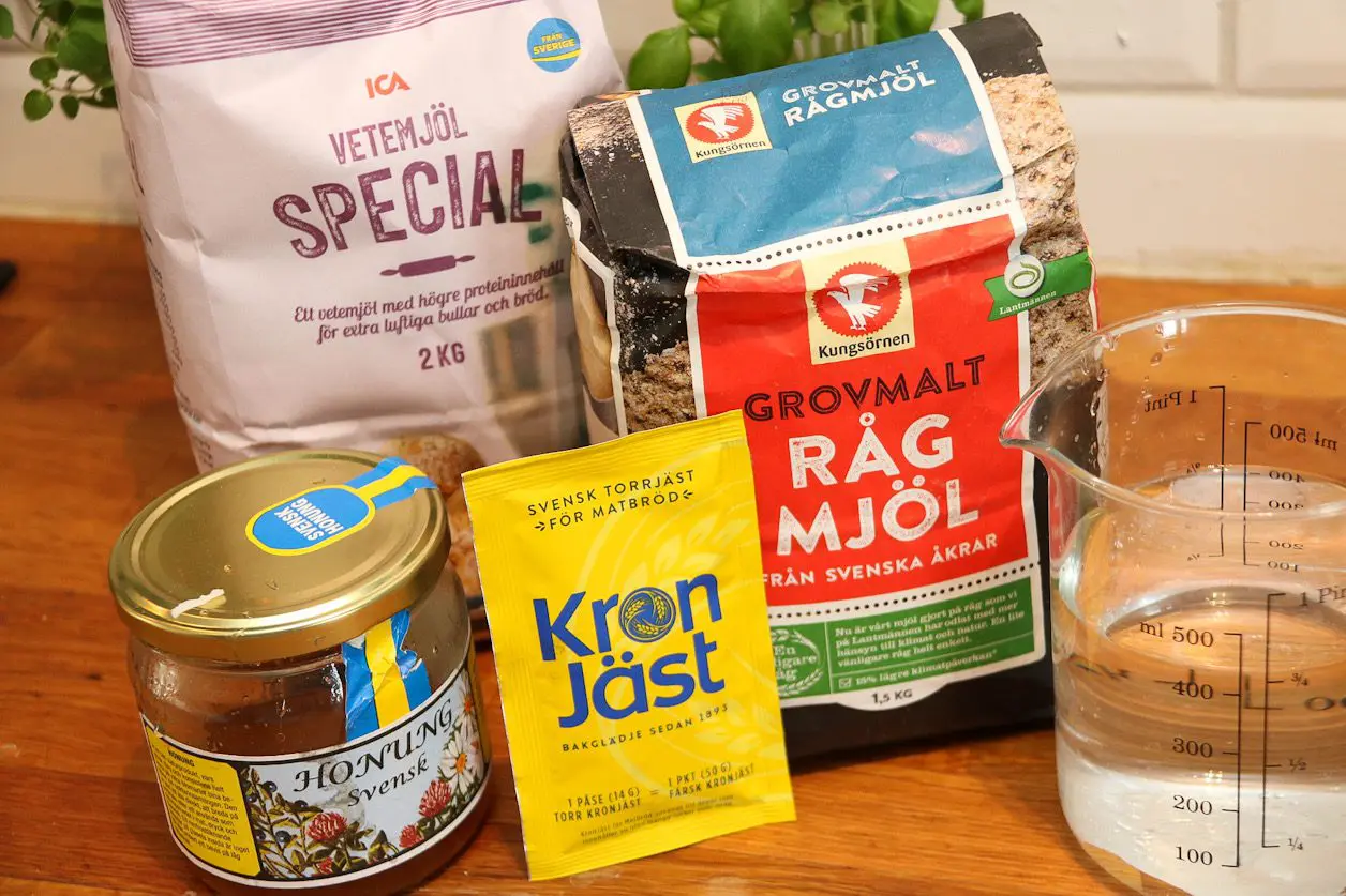 Nattjästa frukostbröd