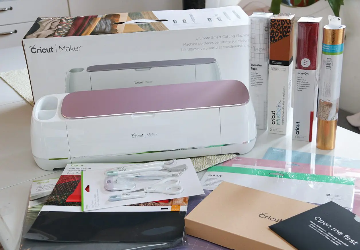 Cricut maker