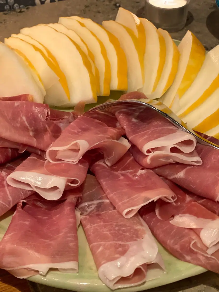 Buffé recept med honungsmelon och parmaskinka – klassisk kombination