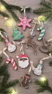 Julhängen med lufttorkande lera och Sharpiepennor