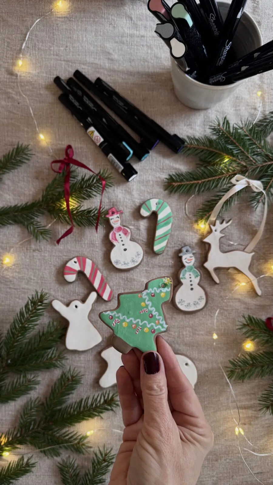 Julgranshänge med Sharpie