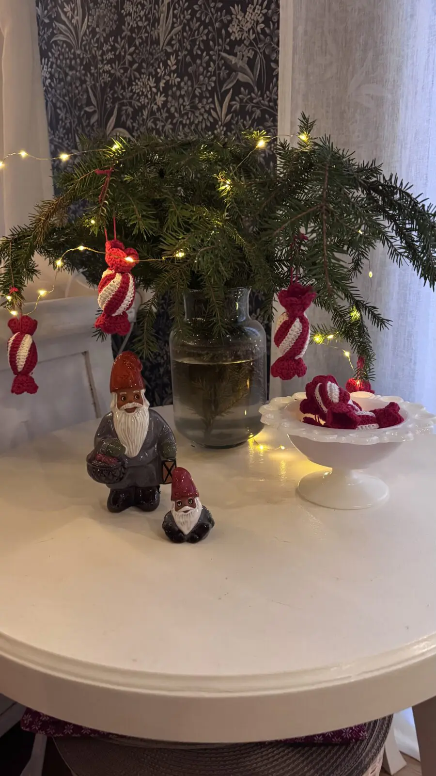 Jultomtar och julkarameller