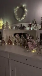 Pepparkakshus flera små hus i olika desging