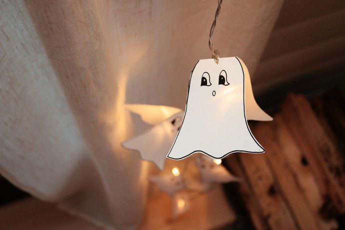 halloweenpyssel: spökljusslinga