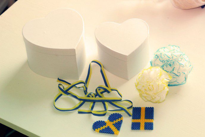 svenska flaggan pärlplatta